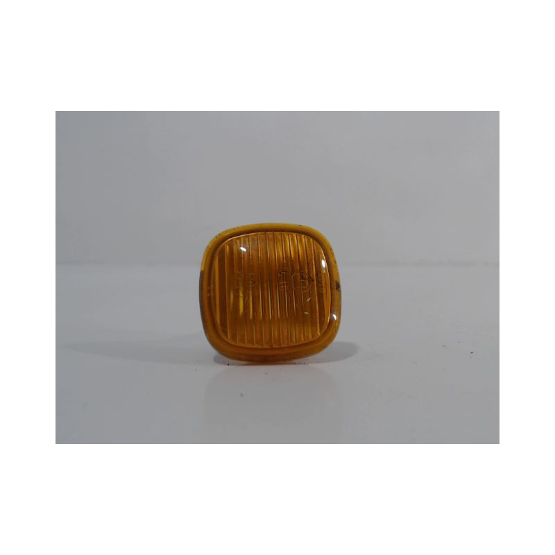 REPETITEUR AILE GAUCHE AUDI A3 -2000