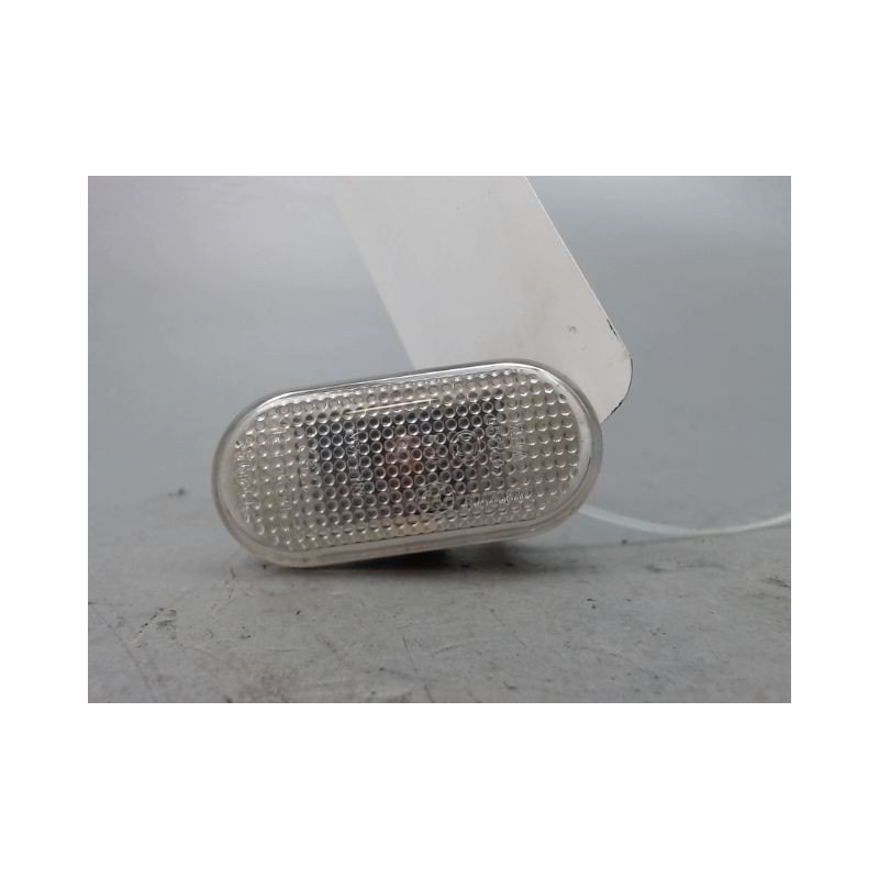 REPETITEUR AILE GAUCHE NISSAN NOTE I Phase 1 2006-2009