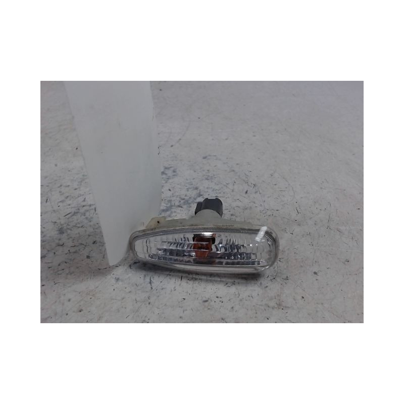 REPETITEUR AILE DROIT KIA RIO 2005-