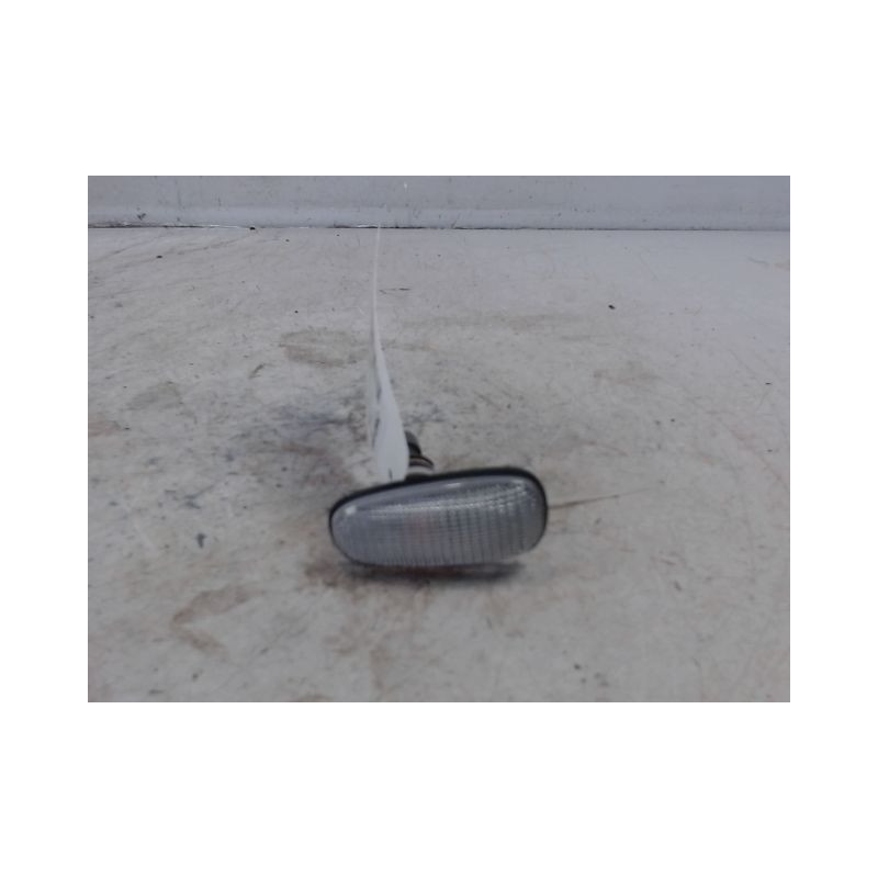 REPETITEUR AILE GAUCHE OPEL ASTRA CABRIO 2001-