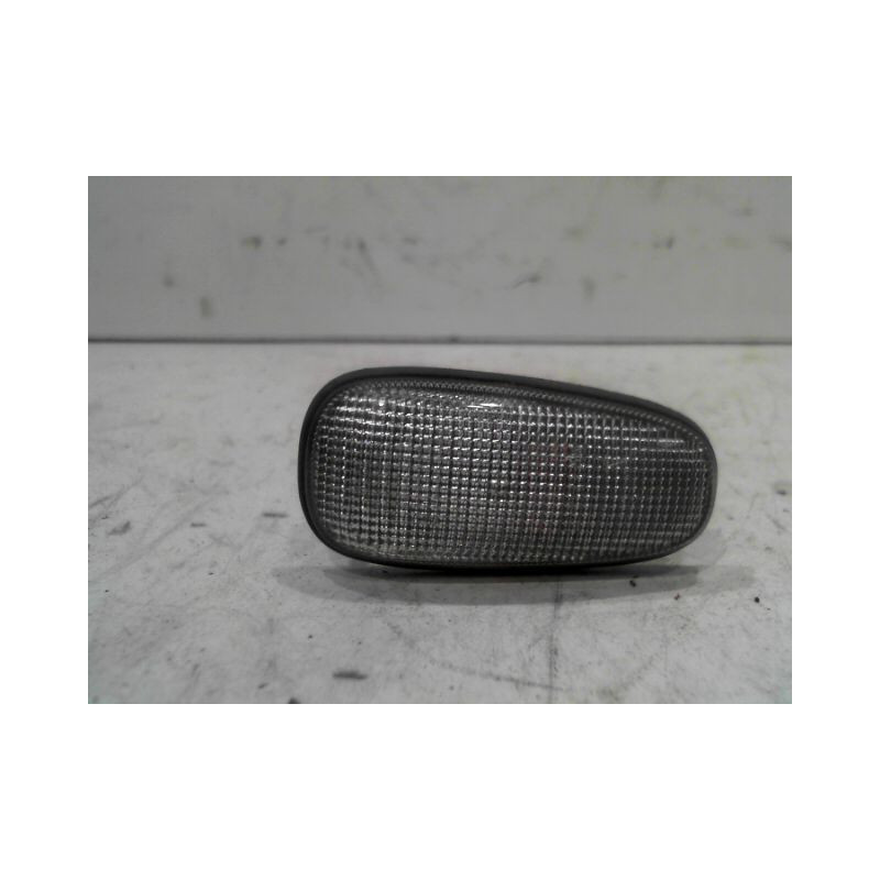 REPETITEUR AILE DROIT OPEL ASTRA CABRIOLET
