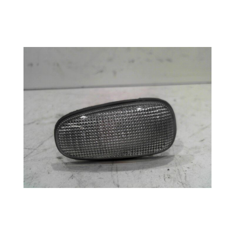 REPETITEUR AILE GAUCHE OPEL ASTRA CABRIOLET