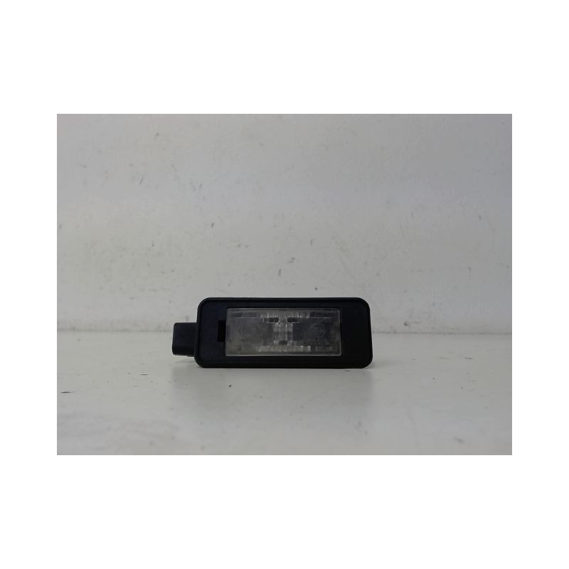 ECLAIREUR PLAQUE DE POLICE GAUCHE PEUGEOT 308