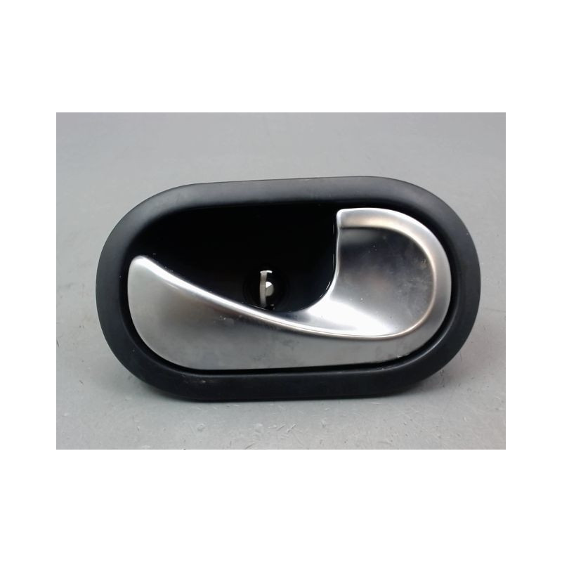 POIGNEE INTERIEURE PORTE AVANT DROIT RENAULT MEGANE II Phase 2 2006-2009