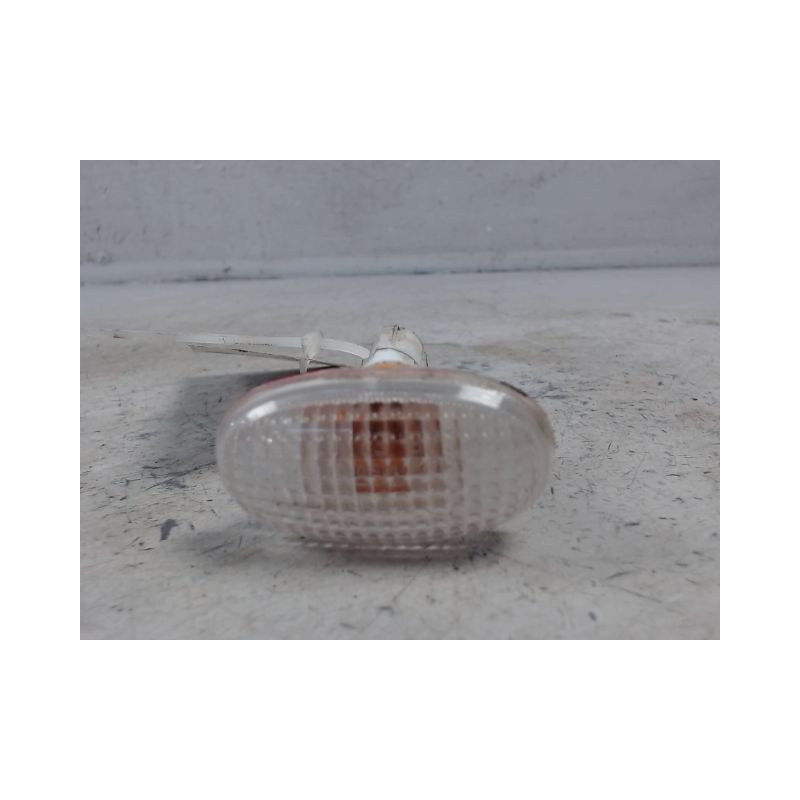 REPETITEUR AILE GAUCHE CHEVROLET KALOS 01/05-
