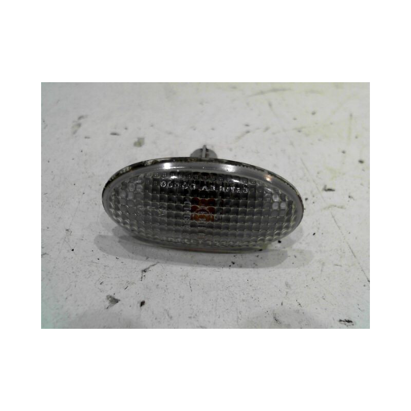 REPETITEUR AILE DROIT MAZDA 6