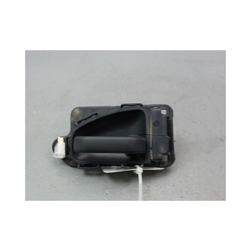 POIGNEE INTERIEURE PORTE AVANT DROIT CITROEN SAXO Phase 2 1999-2004