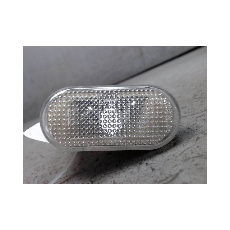 REPETITEUR AILE GAUCHE NISSAN NOTE