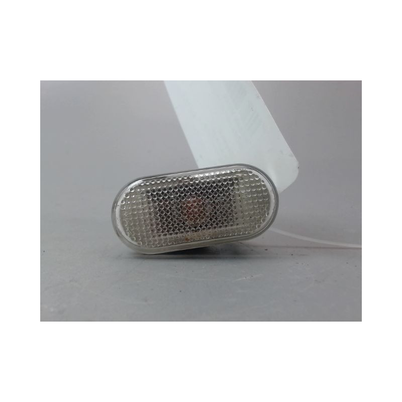 REPETITEUR AILE GAUCHE NISSAN MICRA III Phase 1 2003-2005