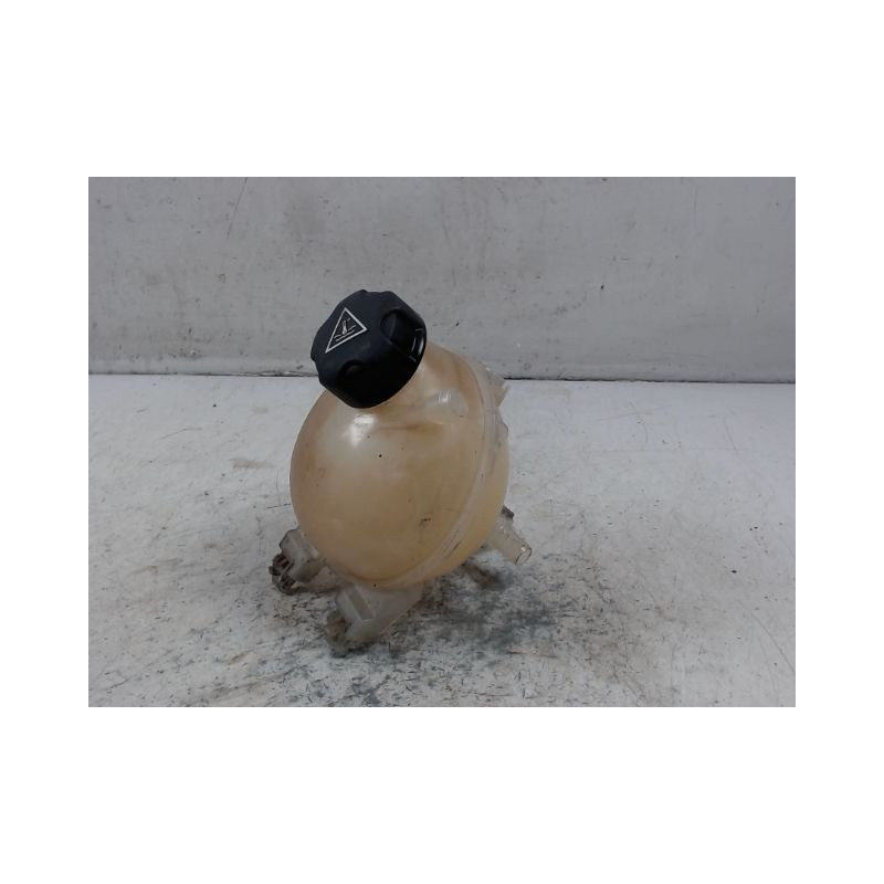 VASE EXPANSION PEUGEOT 2008