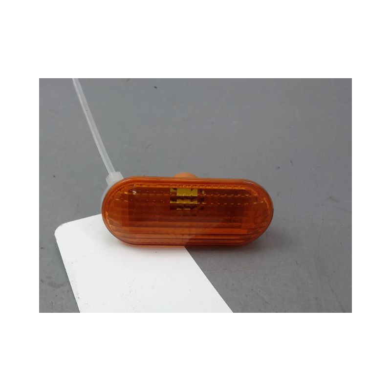REPETITEUR AILE GAUCHE FORD FOCUS CMAX MONOSP. I Phase 1 2003-2007