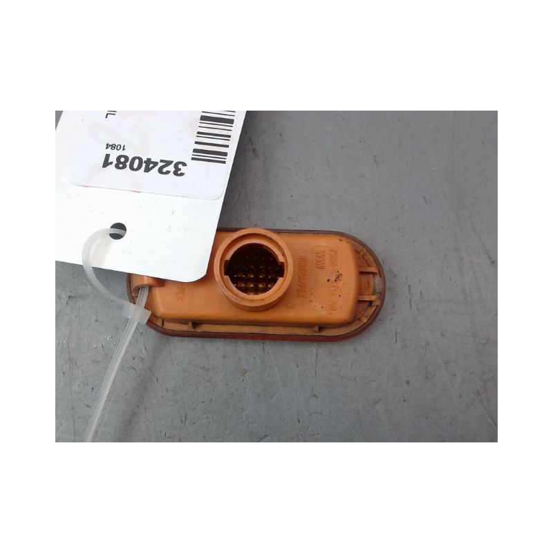 REPETITEUR AILE GAUCHE FORD FOCUS CMAX MONOSP. I Phase 1 2003-2007