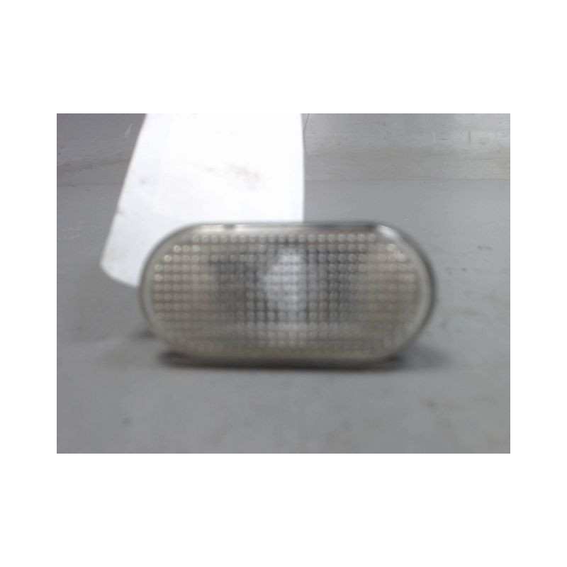 REPETITEUR AILE DROIT NISSAN MICRA