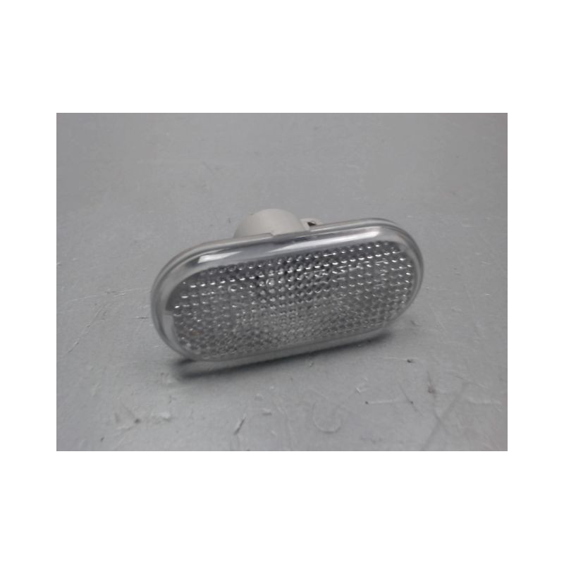 REPETITEUR AILE GAUCHE RENAULT TWINGO