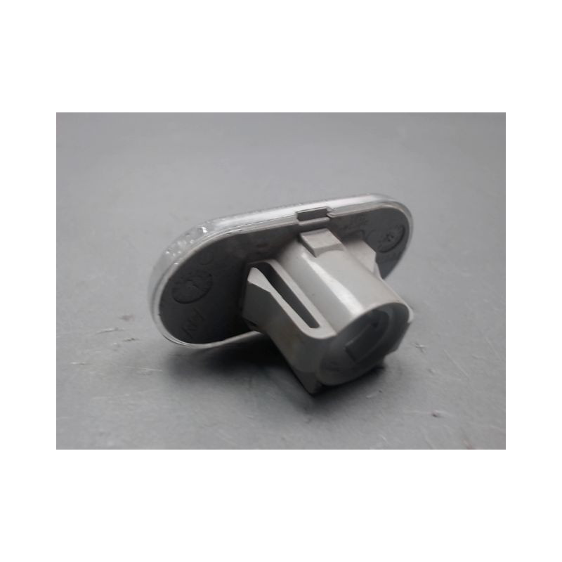 REPETITEUR AILE GAUCHE RENAULT TWINGO