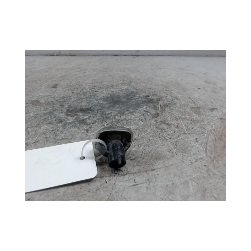 REPETITEUR AILE DROIT SKODA ROOMSTER