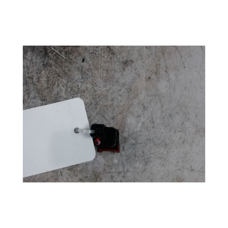 BOUTON DE WARNING CHEVROLET CAPTIVA