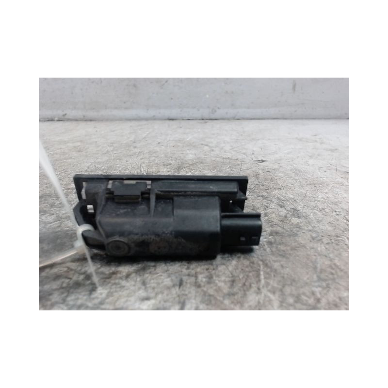 ECLAIREUR PLAQUE DE POLICE DROIT RENAULT MEGANE