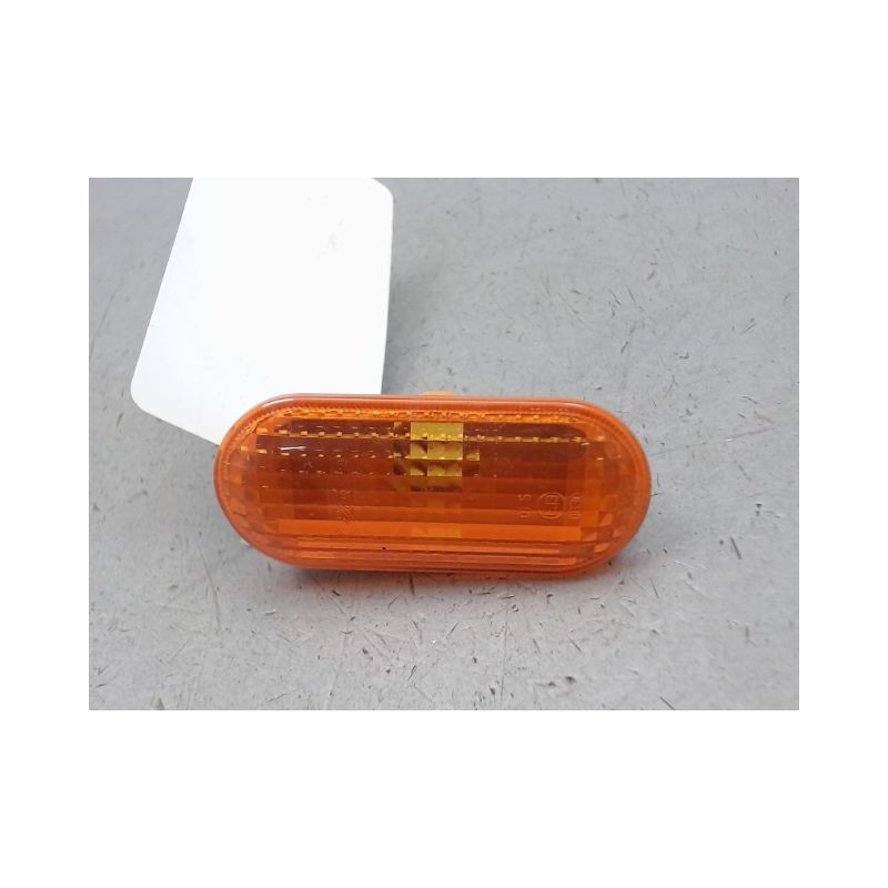 REPETITEUR AILE GAUCHE FORD FIESTA V Phase 2 2005-2008