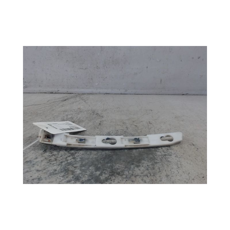 SUPPORT GAUCHE PARE-CHOC ARRIERE  CITROEN C4 2010-