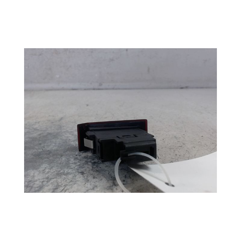 BOUTON DE WARNING FORD ECOSPORT