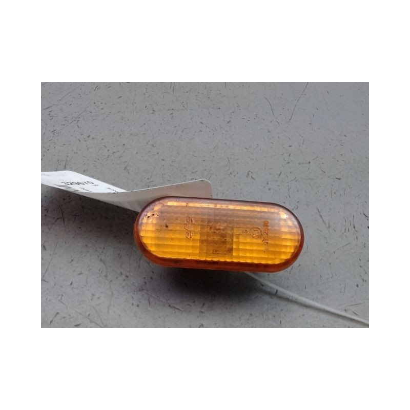 REPETITEUR AILE GAUCHE VOLKSWAGEN POLO III Phase 1 (6N) 1994-1999