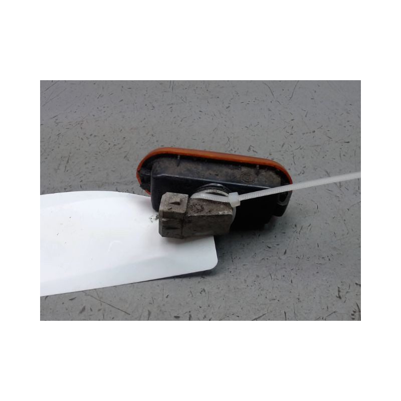 REPETITEUR AILE GAUCHE VOLKSWAGEN POLO III Phase 1 (6N) 1994-1999