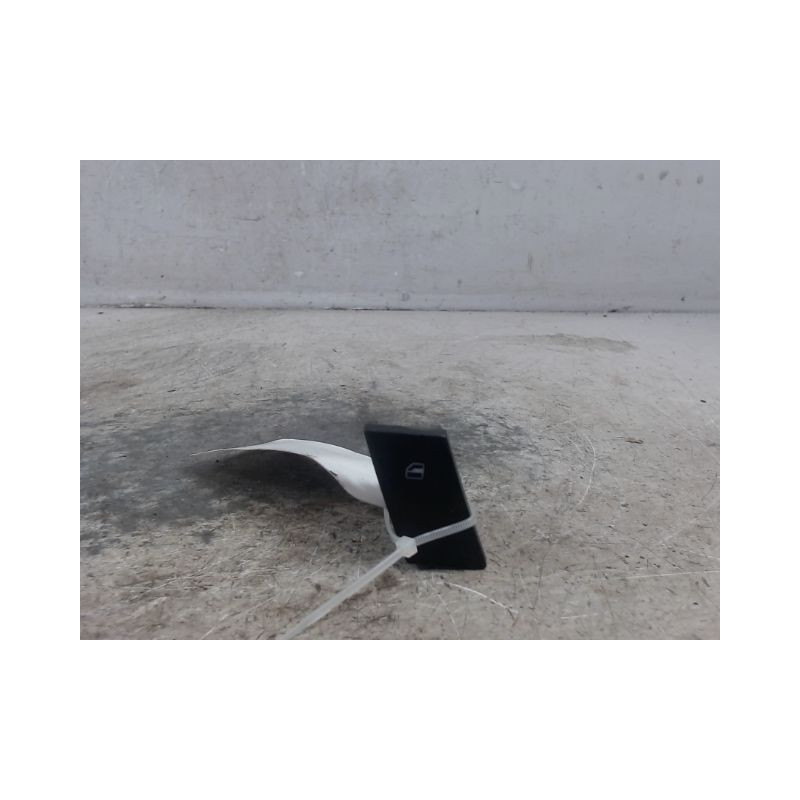 COMMANDE LEVE-GLACE PORTE AVD SEAT IBIZA 2002-2006