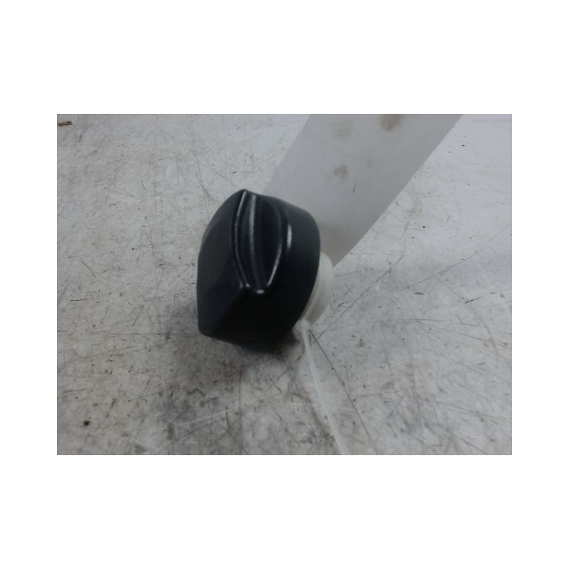 BOUCHON RESERVOIR A CARBURANT OPEL CORSA 2000-8.2003
