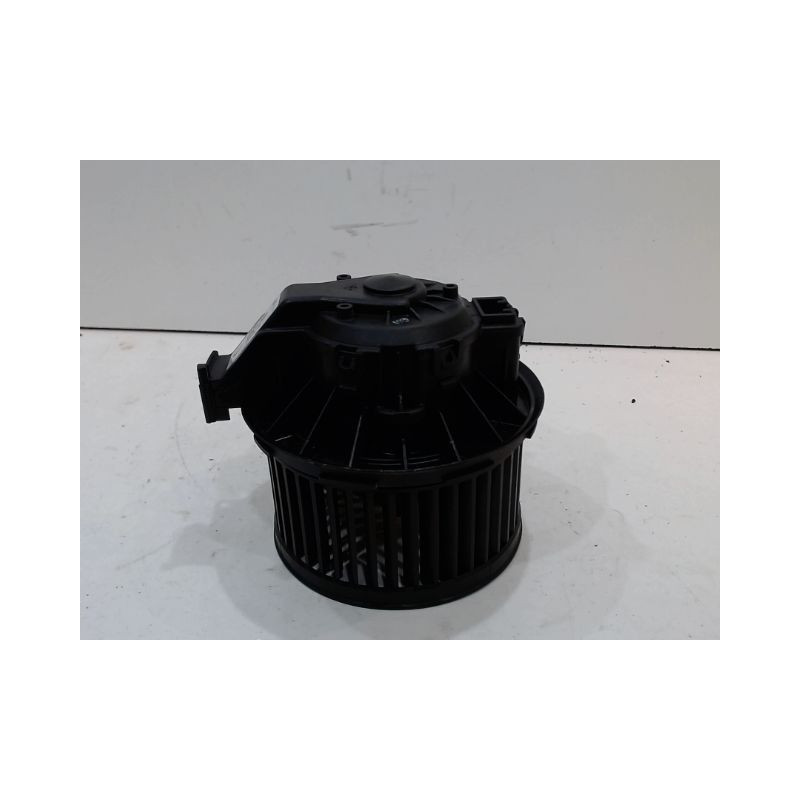 MOTEUR VENTILATEUR CHAUFFAGE FORD FIESTA