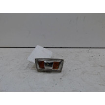 REPETITEUR AILE GAUCHE OPEL CORSA