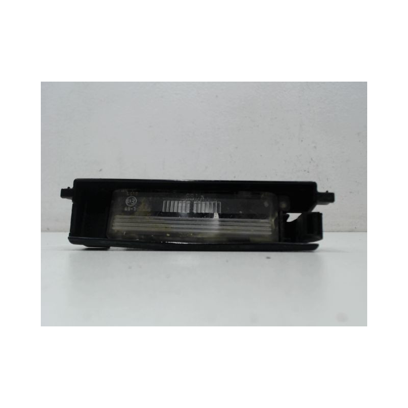 ECLAIREUR PLAQUE DE POLICE GAUCHE TOYOTA RAV4