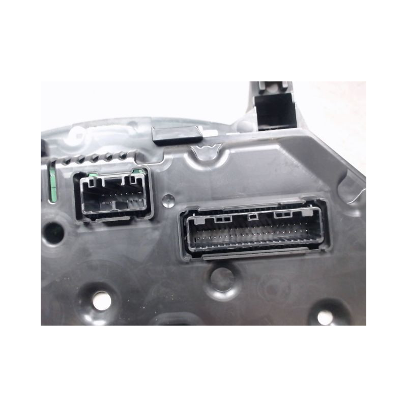 BLOC COMPTEURS TOYOTA VERSO-S