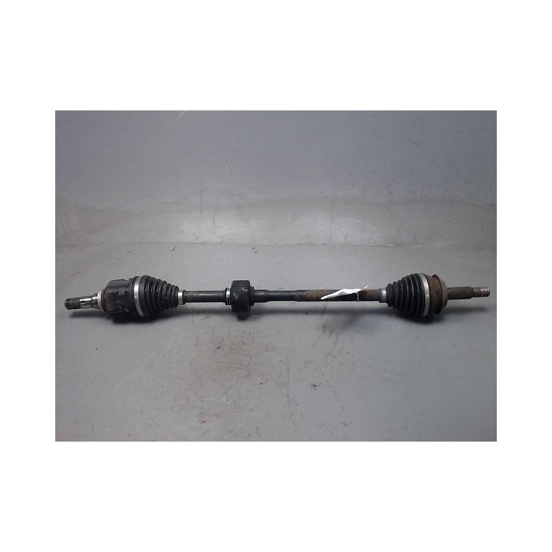 TRANSMISSION AVANT DROIT TOYOTA VERSO-S 1.4 D4-D 