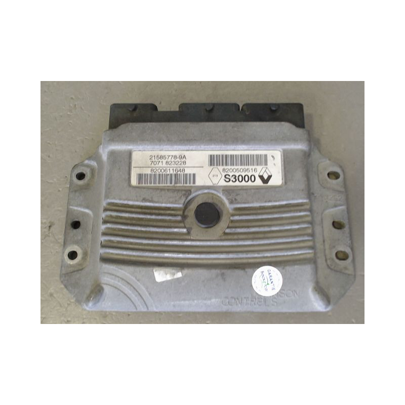 CALCULATEUR MOTEUR RENAULT MEGANE