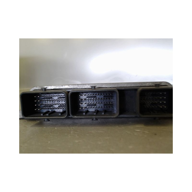 CALCULATEUR MOTEUR RENAULT MEGANE