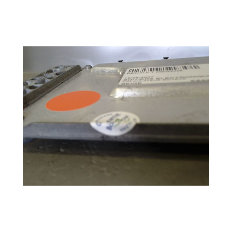 CALCULATEUR MOTEUR RENAULT MEGANE