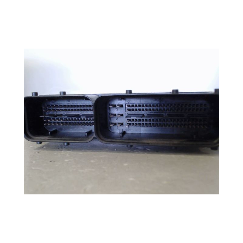 CALCULATEUR MOTEUR AUDI A3