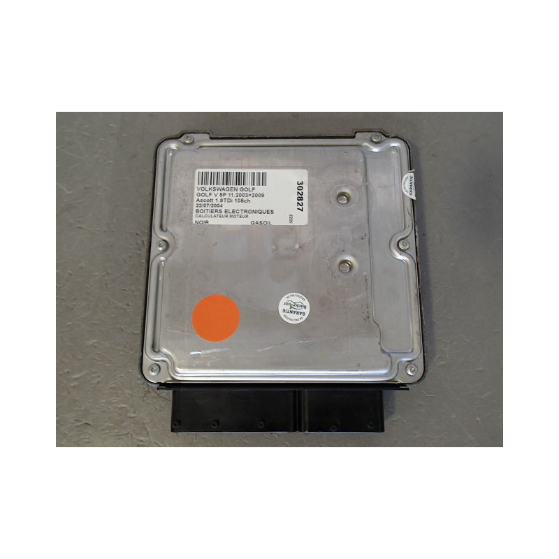 CALCULATEUR MOTEUR VOLKSWAGEN GOLF V 2003-2009