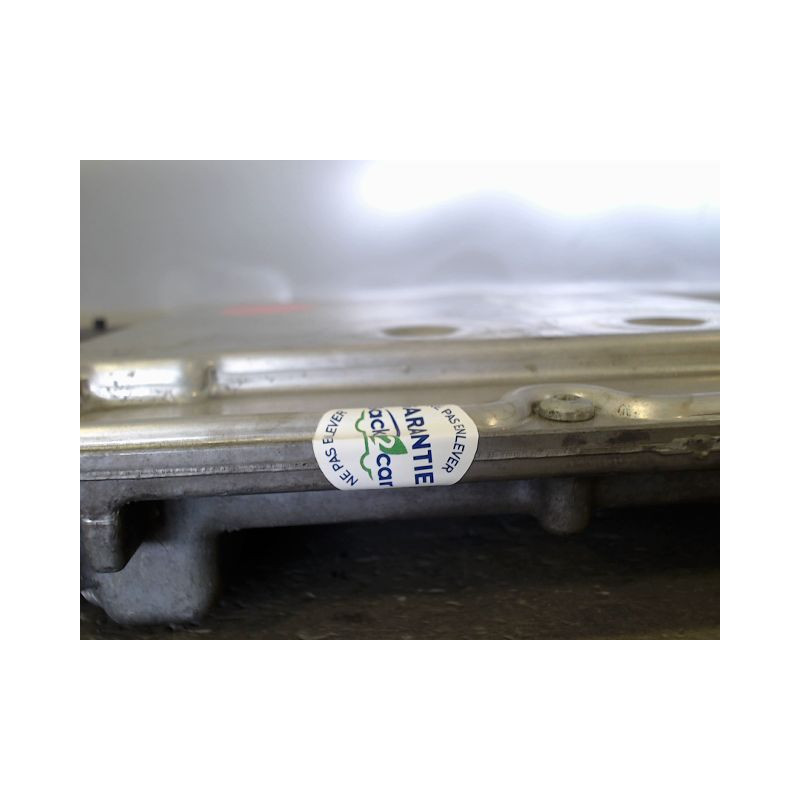 CALCULATEUR MOTEUR VOLKSWAGEN GOLF V 2003-2009