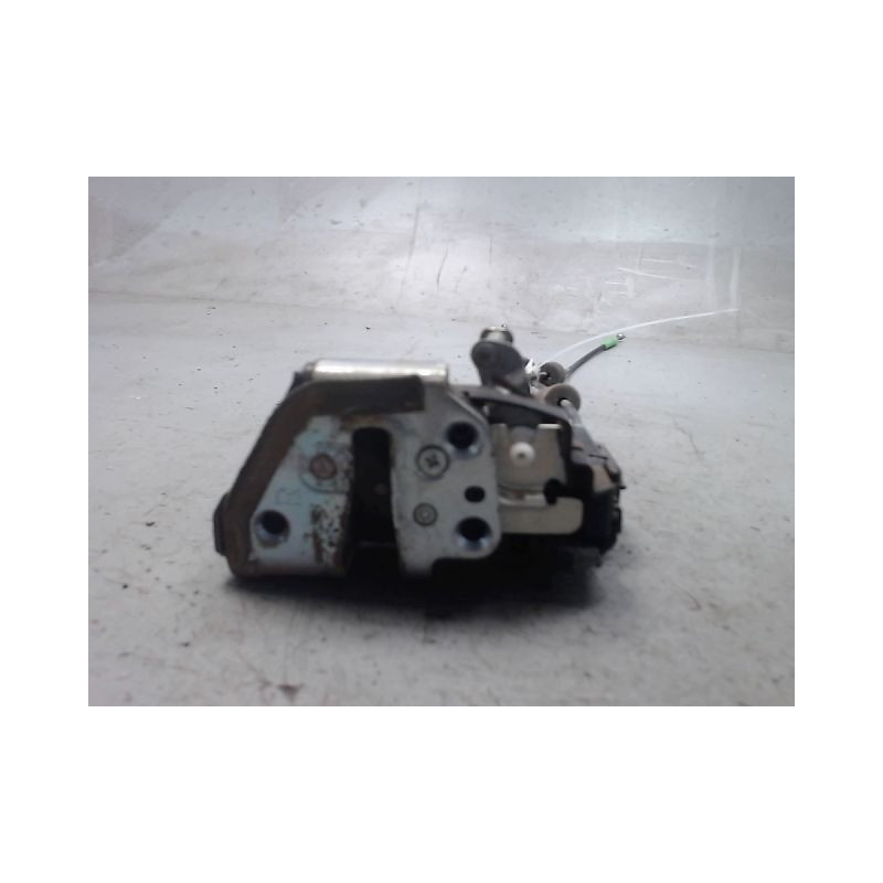 SYSTEME CONDAMNATION ARRIERE DROIT TOYOTA RAV4 2006