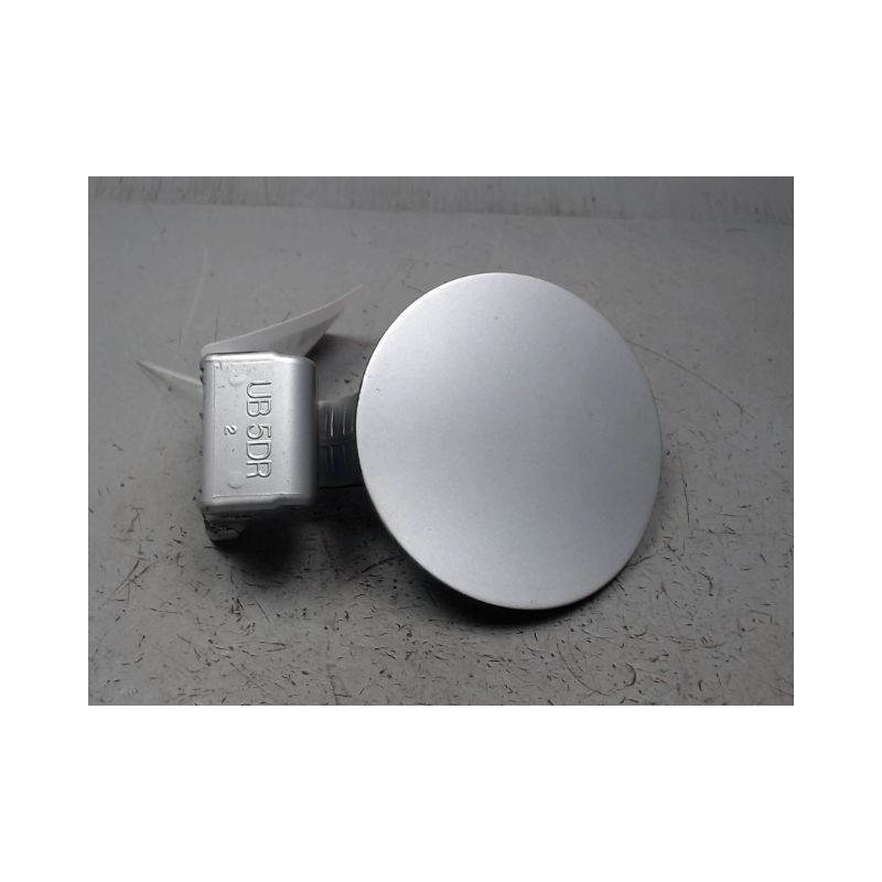 VOLET DE TRAPPE CARBURANT KIA RIO