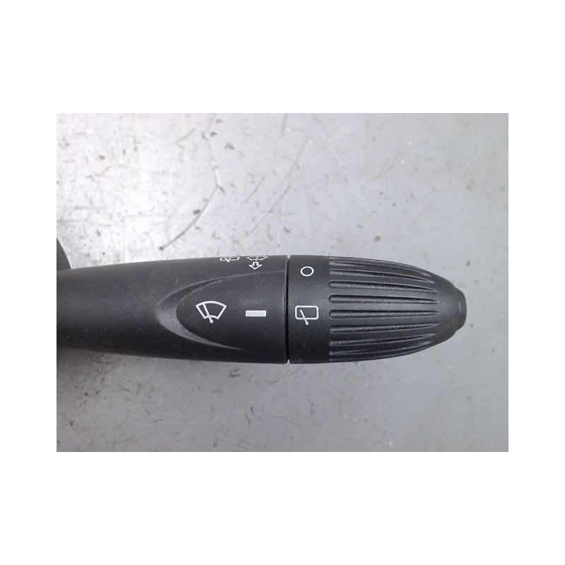 BLOC COMMODOS FIAT PUNTO 2003-