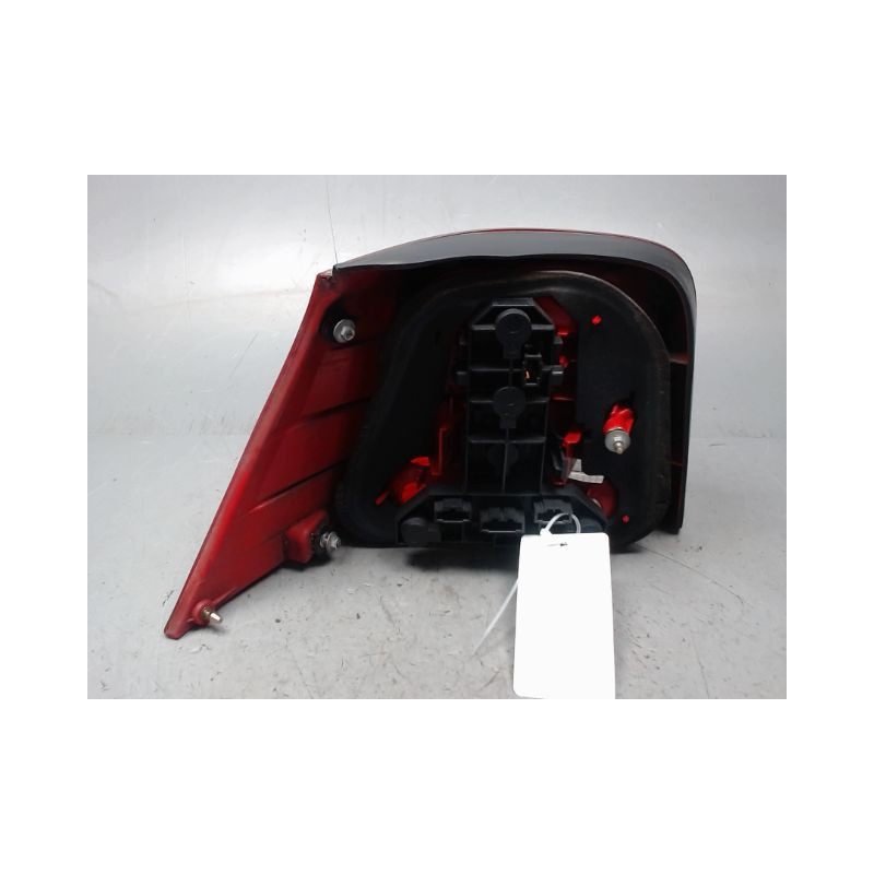 FEU ARRIERE DROIT VOLKSWAGEN GOLF IV 98-2004