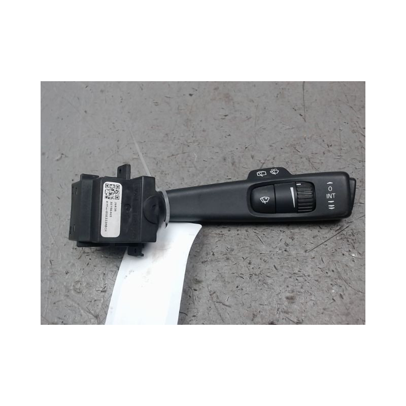 COMMANDE ESSUIE GLACE VOLVO V70 2007-