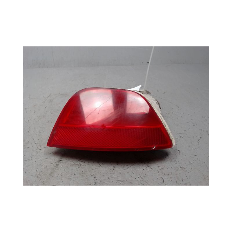 FEU BROUILLARD ARRIERE GAUCHE FORD FOCUS 98-04