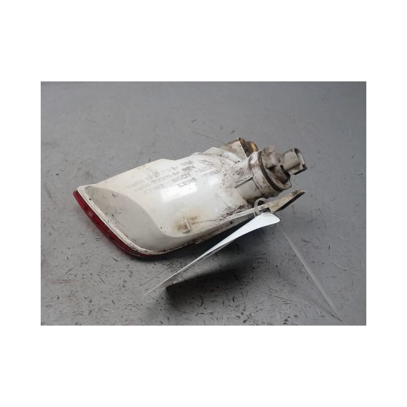 FEU BROUILLARD ARRIERE GAUCHE FORD FOCUS 98-04