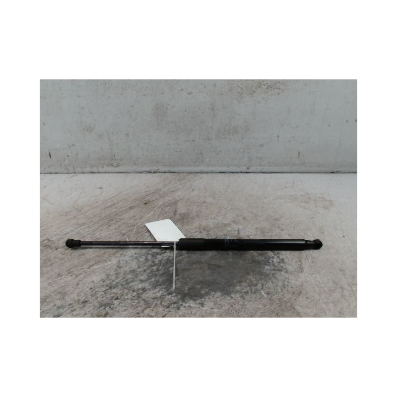 VERIN GAUCHE HAYON TOYOTA PRIUS 2004-