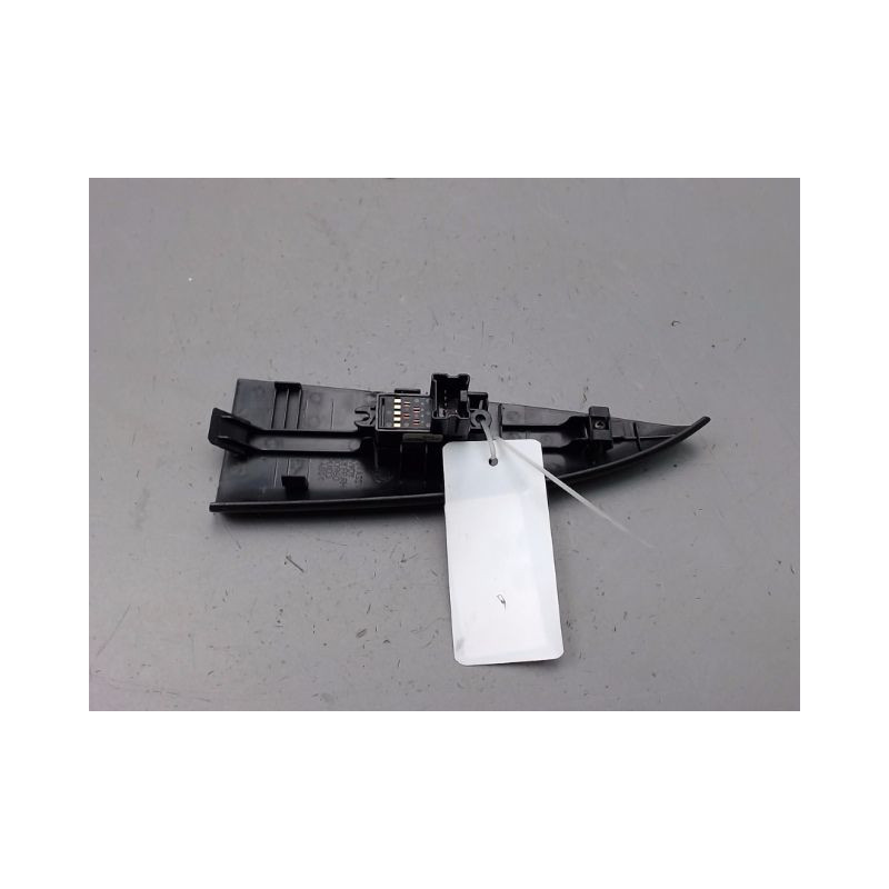 COMMANDE LEVE-GLACE PORTE AVD NISSAN NOTE I Phase 1 2006-2009