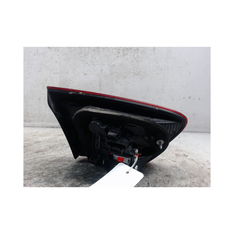 FEU ARRIERE INTERIEUR DROIT SEAT IBIZA 2008-
